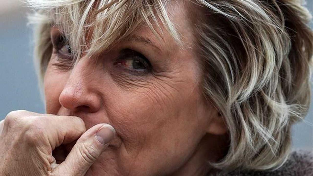 Evelyne Dhéliat victime d’un cancer