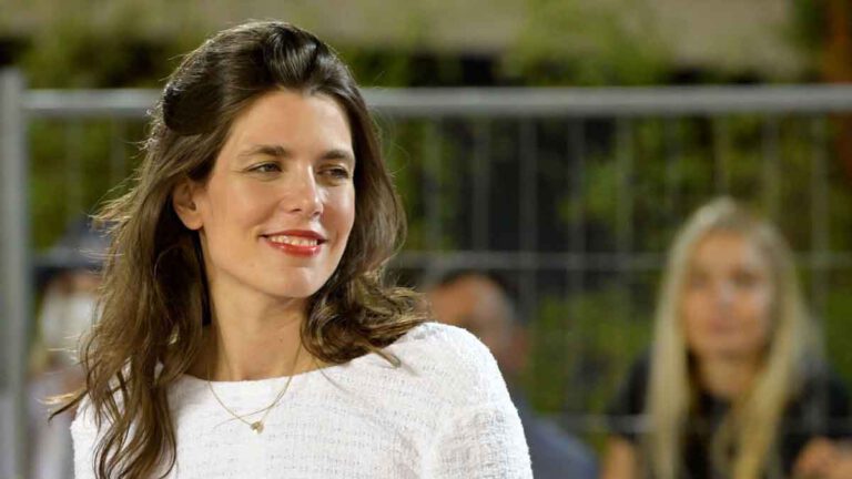 Charlotte Casiraghi, malaise dissipé sur le Rocher, la guerre des nerfs bat son plein