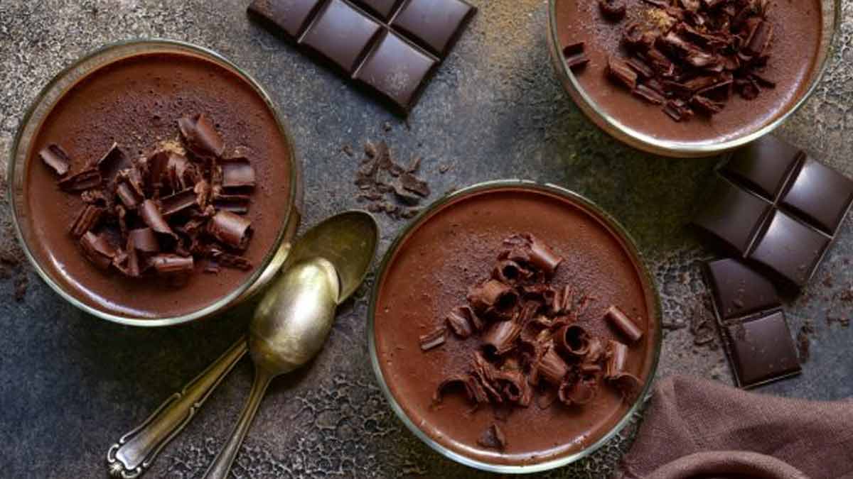 La recette de l'incroyable mousse au chocolat de notre enfance par le chef Philippe Etchebest