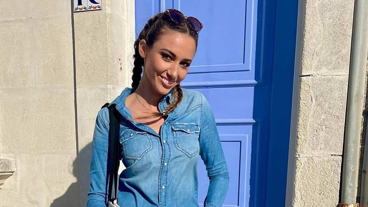 Delphine Wespiser (TPMP)  l’ex-Miss France enflamme la Toile en petite tenue