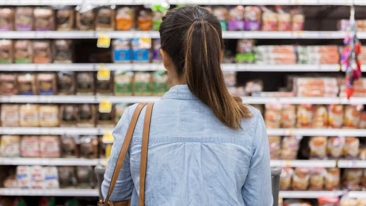 Supermarché : voici les économies que vous pouvez faire en vous offrant des produits 1er prix