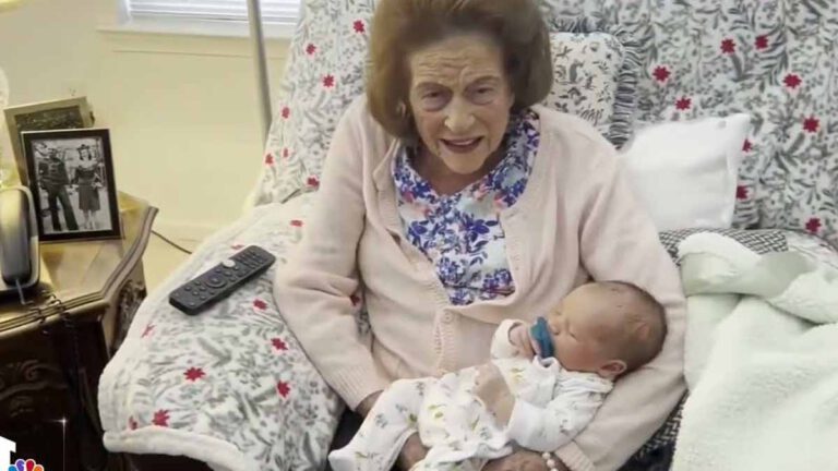 Cette mamie de 99 ans rencontre son 100ème arrière-petit enfant, le prénom du bébé la choque !