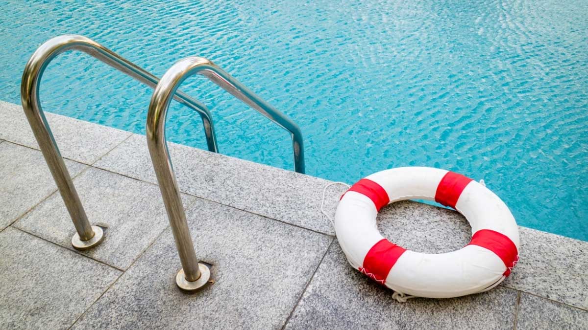 Une fillette de 8 ans meurt noyée ses cheveux ont été coincés par la bonde de la piscine