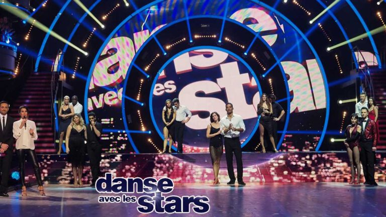 danse-avec-les-stars-lemission-a-succes-fait-sa-grande-premiere-avec-la-participation-dun-couple-100-feminine