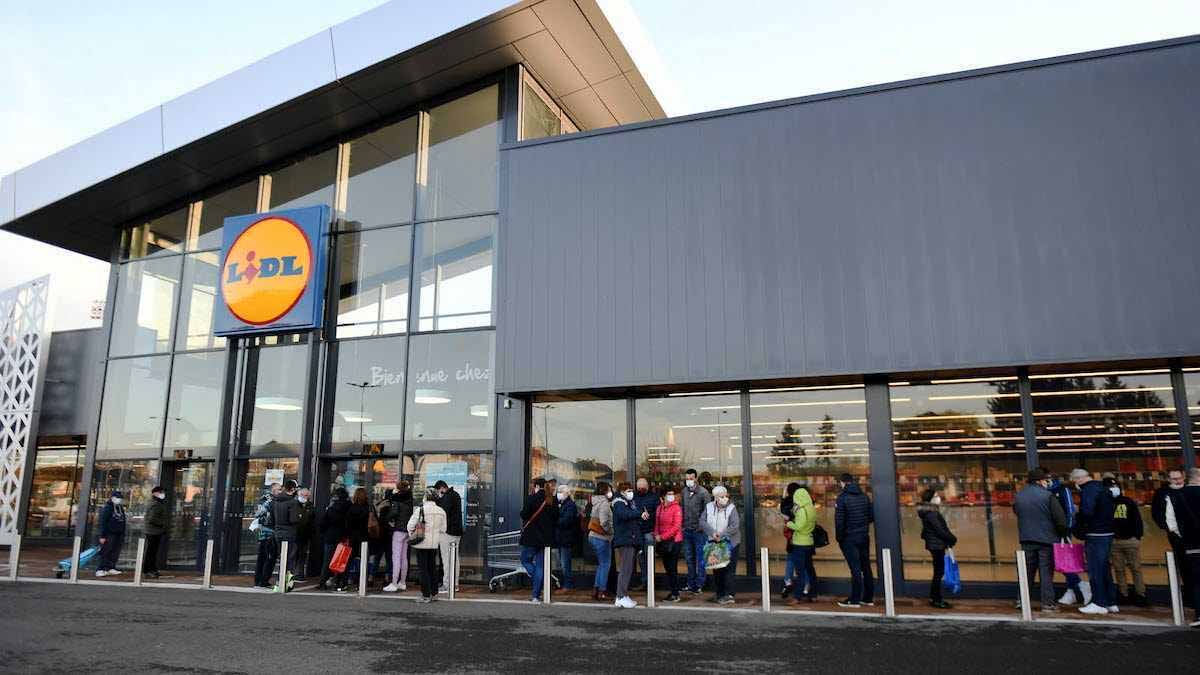 lidl-frappe-un-grand-coup-avec-ce-mixeur-plongeant-2-en-1-a-un-petit-prix-cest-incroyable