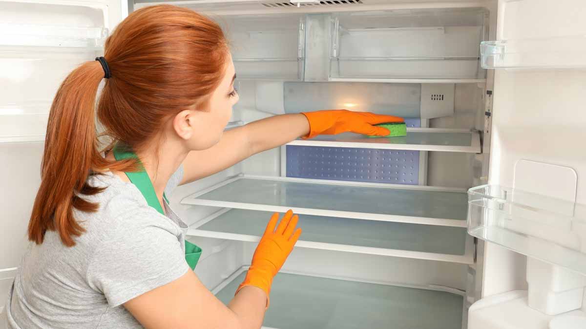 refrigerateur-voici-les-meilleures-astuces-afin-de-nettoyer-et-desinfecter-aussi-bien-linterieur-que-lexterieur