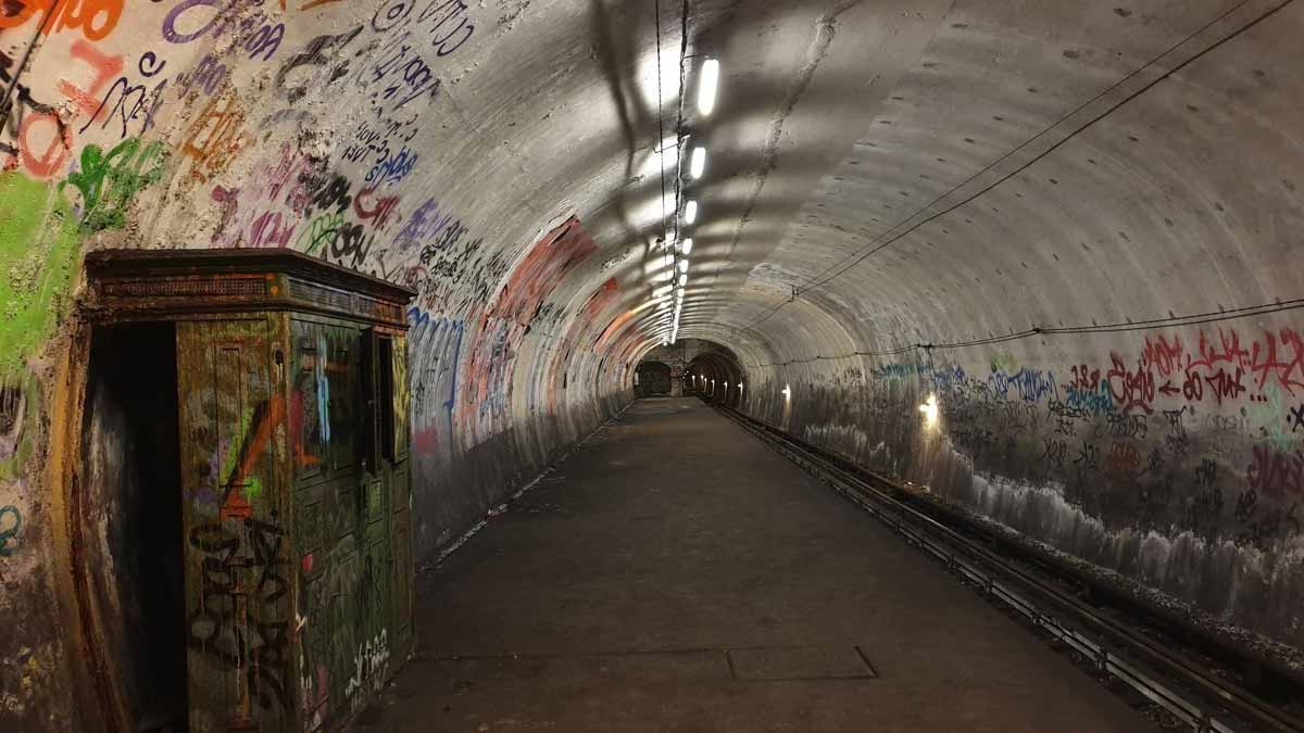 Ces stations de métro à Paris sont quasi fantômes, sans aucun voyageur