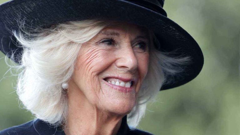 Camilla son vibrant hommage (et drôle) à Elizabeth II