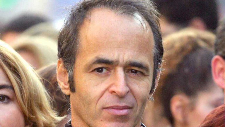 Jean-Jacques Goldman  Jets privés, dîner au Ritz, impôts… le chanteur très cash sur ces caprices qui divisent