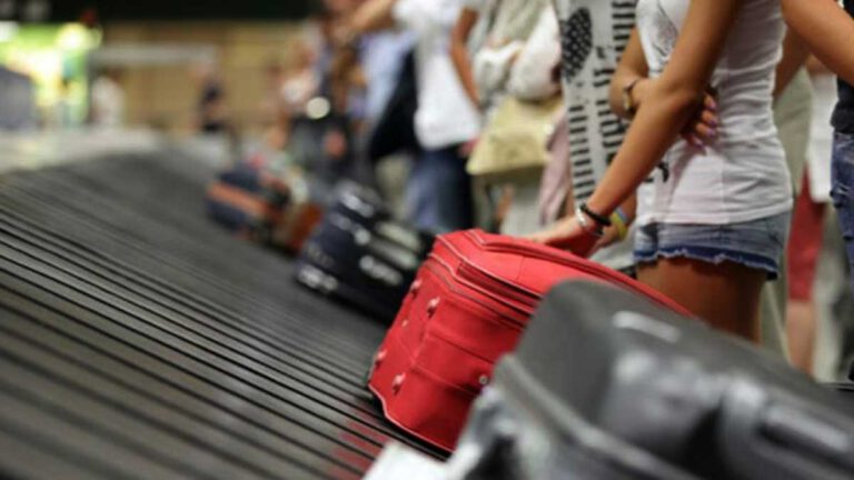 L’astuce pour que votre valise soit constamment la première sur le tapis à bagage de l’aéroport