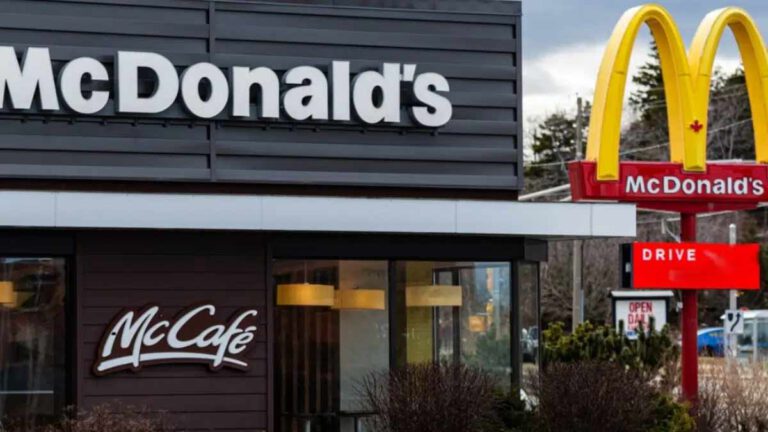 Un nouveau burger qui s’annonce délicieux arrive chez McDonald’s et il va concurrencer le Big Mac pendant un bon moment