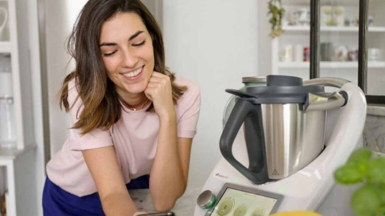 Le fameux Thermomix TM6 voit son prix baisser de 243 euros, avec ses nombreux accessoires