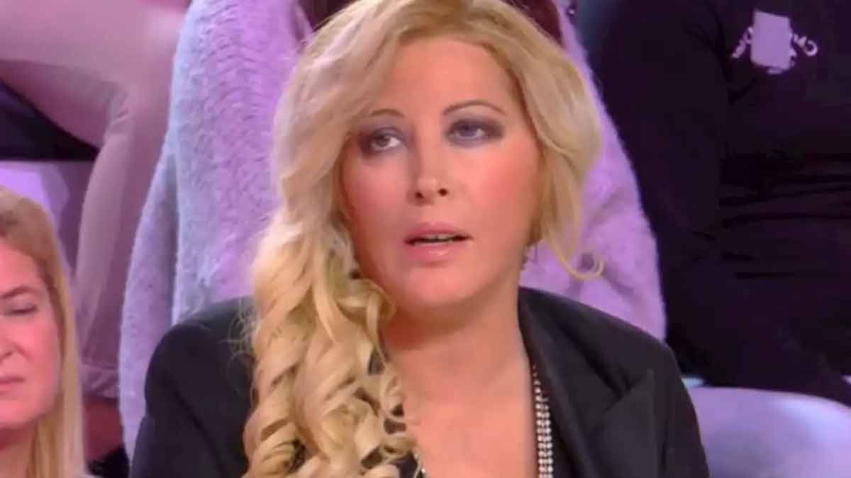 “Je suis SDF” : Loana victime d’une arnaque ? Elle déclare s’être fait voler plus d’un million d’euros