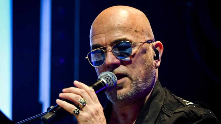 Pascal Obispo fait une grande annonce  les fans du chanteur aux anges