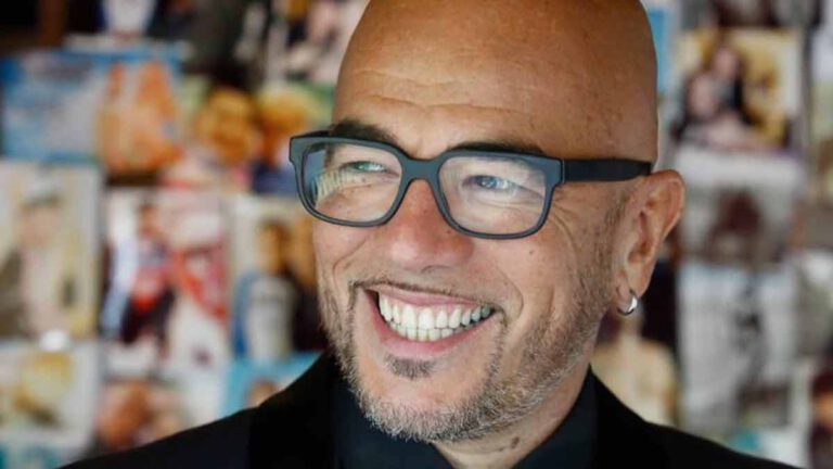 Pascal Obispo le chanteur dévoile sa nouvelle tournée sur Instagram