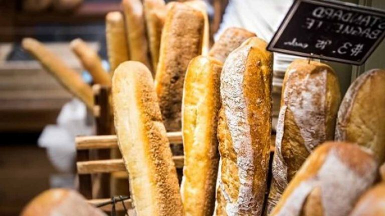 Avez -vous une idée du nombre hallucinant de baguettes de pain vendues chaque seconde en France C'est incroyable !