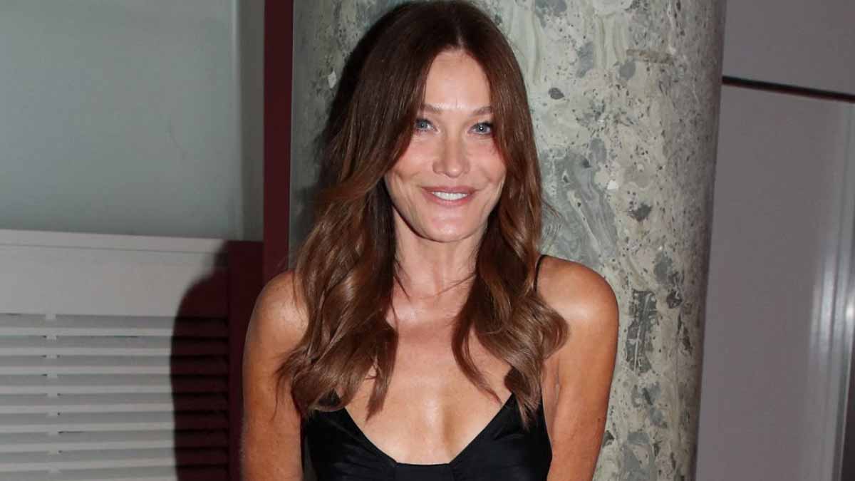 Carla Bruni, au plus mal et se sent seule pour ses 55 ans, quelque chose d'irréparable