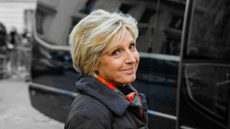 Evelyne Dhéliat cancer, opérations, traitements… son récit sur son combat contre la maladie !