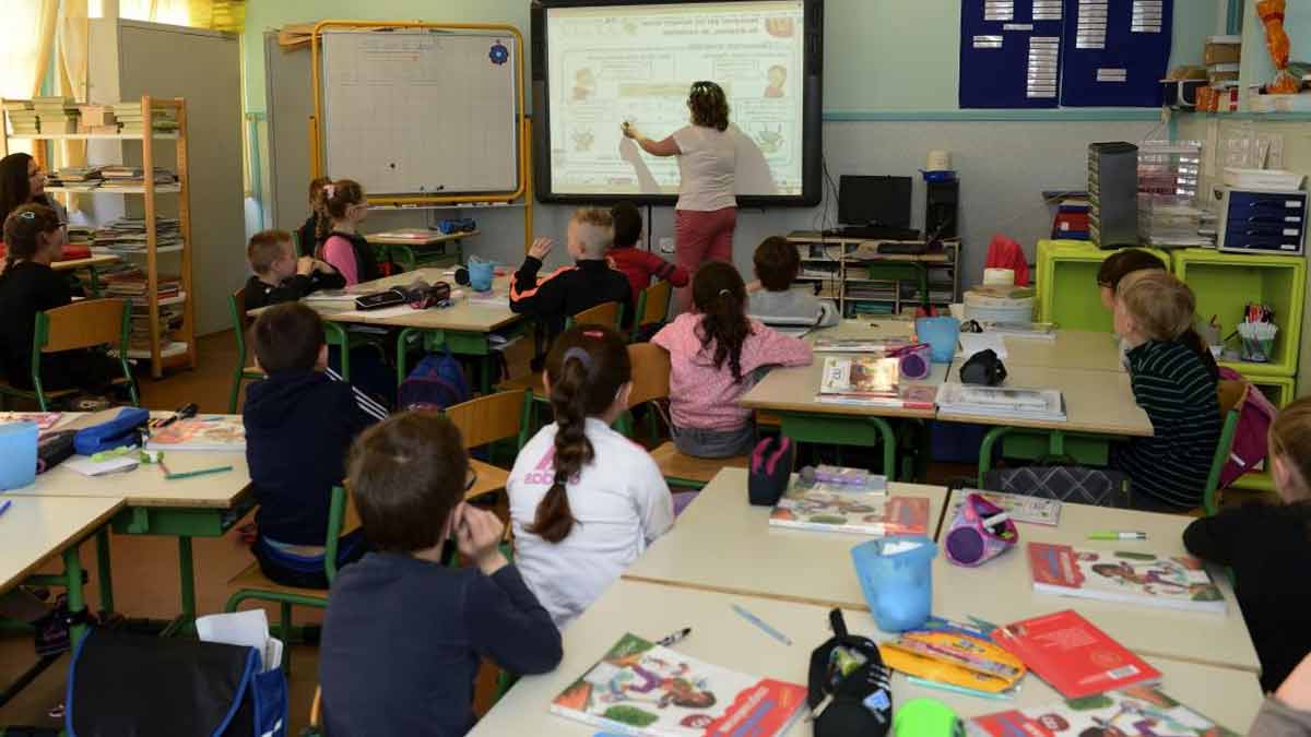 Haute-Garonne sa mutation refusée depuis 14 ans, la prof ne peut plus enseigner