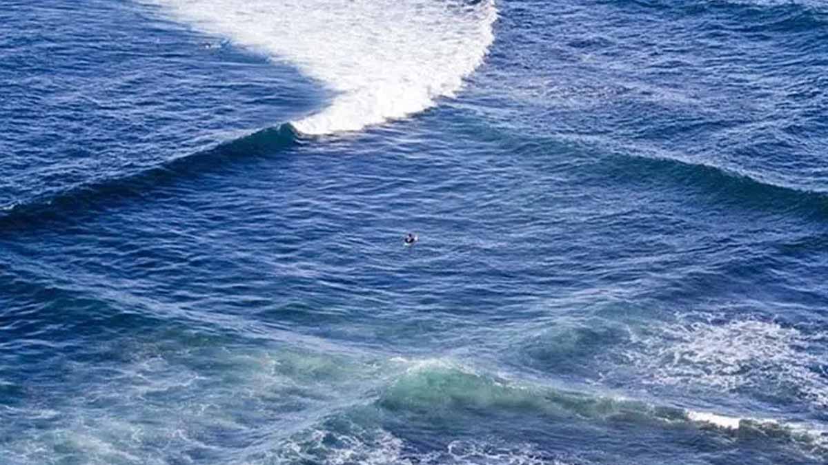 Lors des baignades, éloignez-vous le plus loin possible des vagues carrées se forment dans l’océan