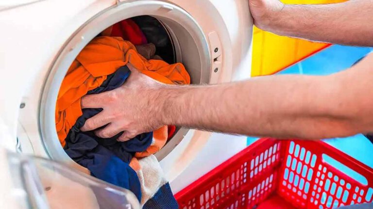 Cette fonctionnalité de la machine à laver à repasser le linge que tout le monde ignore