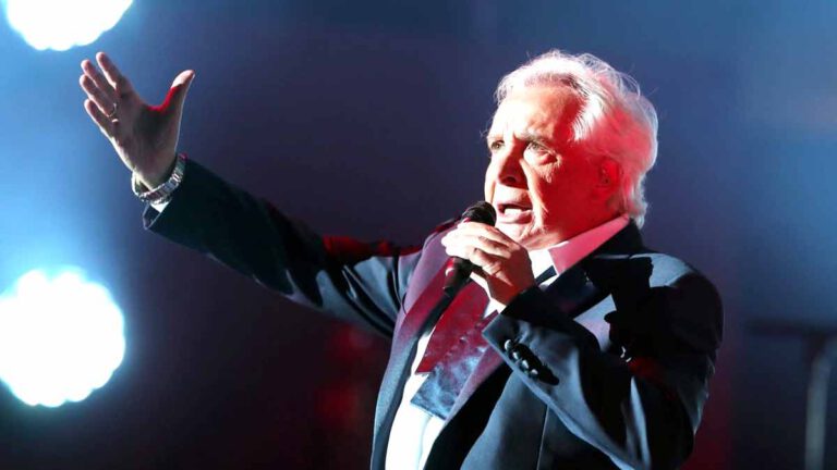 Michel Sardou ruiné La star de la chanson est contrainte d’abandonner…