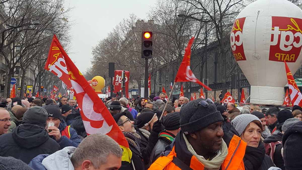 Réforme des retraites : LR fait monter la pression sur les carrières longues, "Il y a encore une marge à donner"