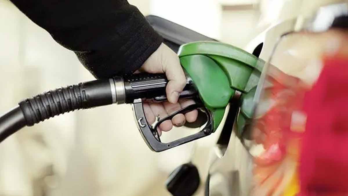 Carburant Découvrez ces astuces ingénieuses pour consommer moins et économiser au volant