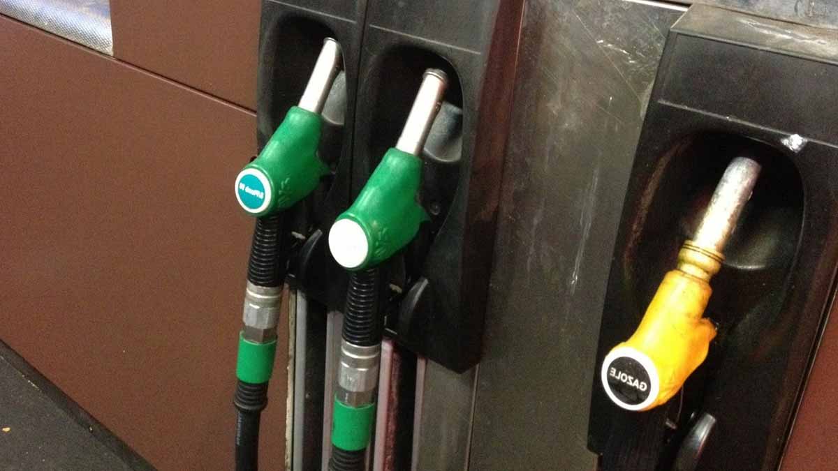 Carburant découvrez pourquoi il est déconseillé de faire le plein, peu d’automobilistes le savent