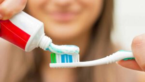 Hygiène  le meilleur dentifrice coûte moins de 3 euros selon 60 Millions de consommateurs