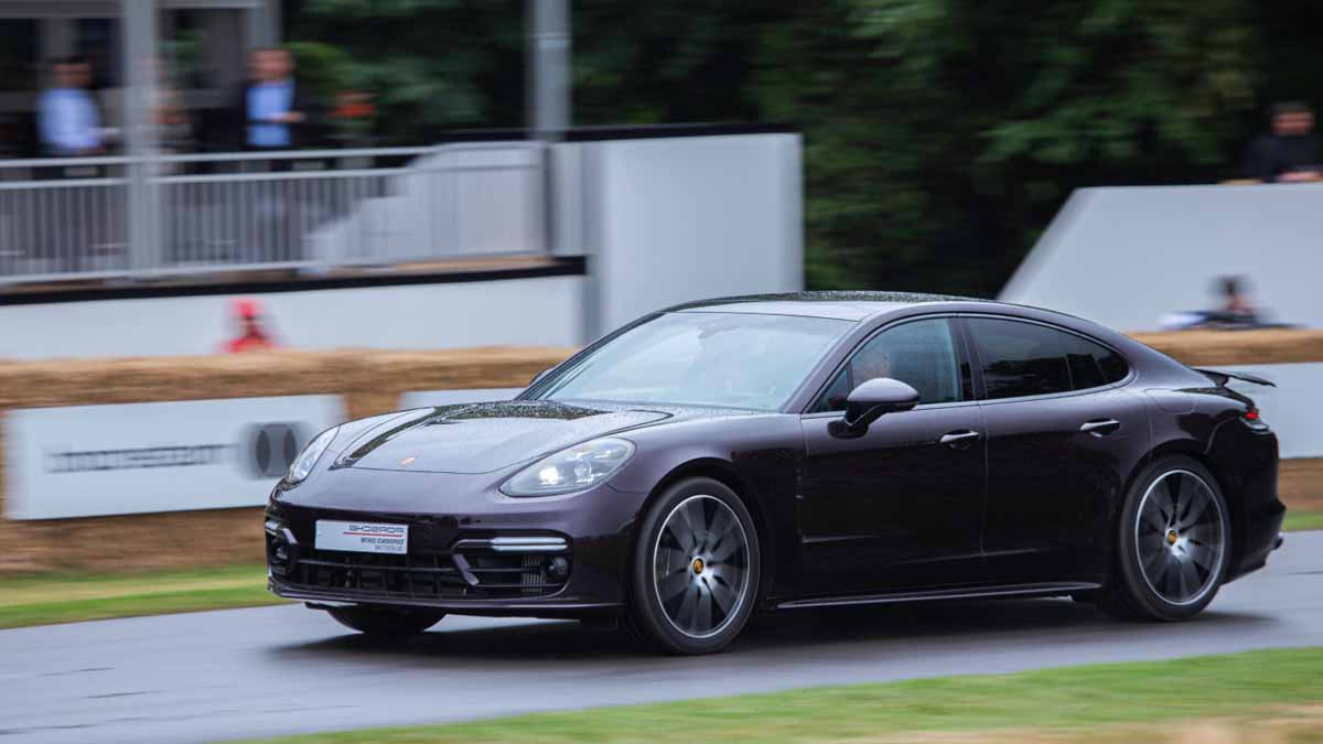 Porsche Panamera : un concessionnaire chinois fait une grosse bourde et vend la voiture de luxe à 16 500 €