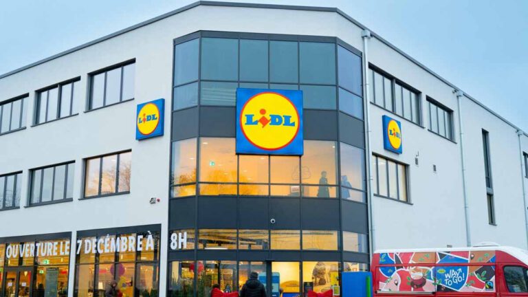 Lidl propose le meilleur ensemble de mobilier d’extérieur plus compact et plus design du moment