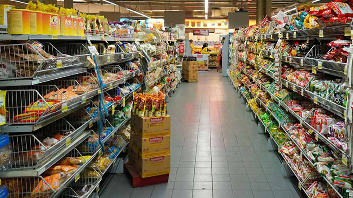 Supermarché hard-discount Norma, le concurrent de Lidl et Aldi, ouvre son plus grand magasin en France