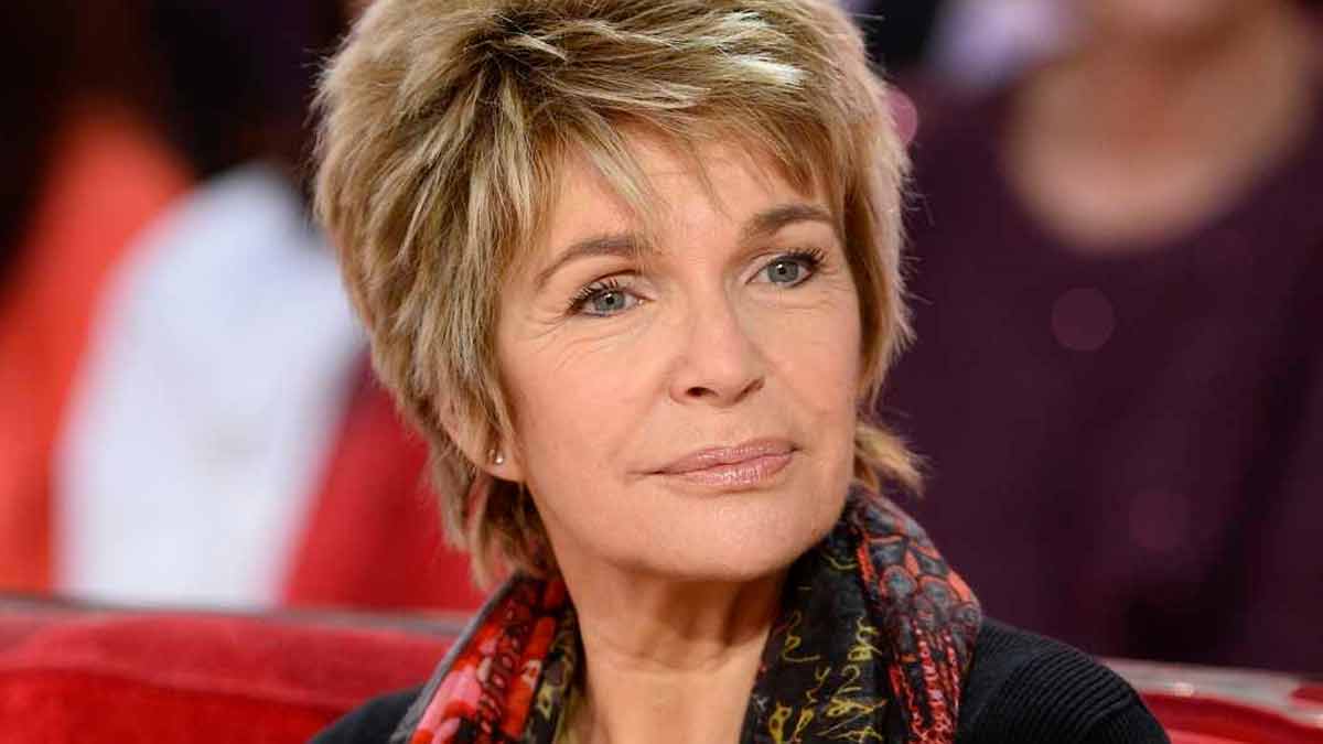 Véronique Jannot se confie sur son cancer caché et dévoile l’étonnante réaction qu’a eue d’Alain Delon en l’apprenant, « Il m’en a voulu »