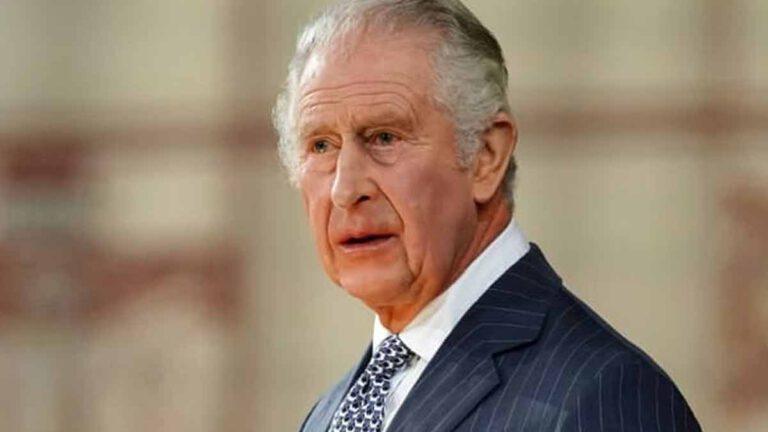 Couronnement de Charles III  ces deux célèbres invités seront absents de la cérémonie !