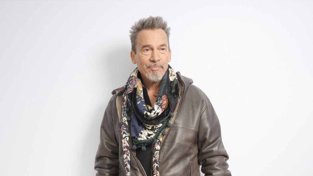 Florent Pagny son autobiographie fait un véritable carton, le nombre d'exemplaires déjà vendus est impressionnant !