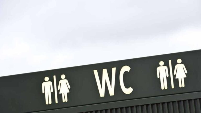 La signification de la lettre WC  découvrez tous ce qu’il faut savoir sur le mot