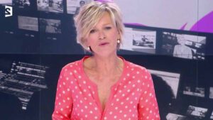 Sophie Davant 59 ans : elle dévoile son sublime look cocooning parfait pour le printemps