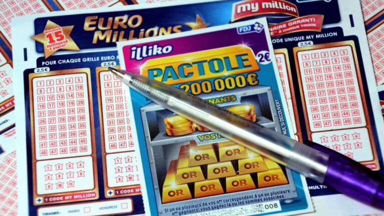 Un ouvrier pensait avoir gagné 100 000 euros à un jeu à gratter, il remporte finalement 1 million d'euros