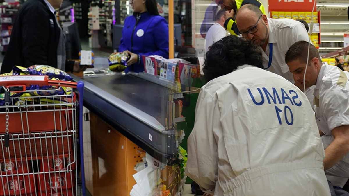 Une dispute à la caisse d’un supermarché provoque la mort d’un vieil homme de 86 ans