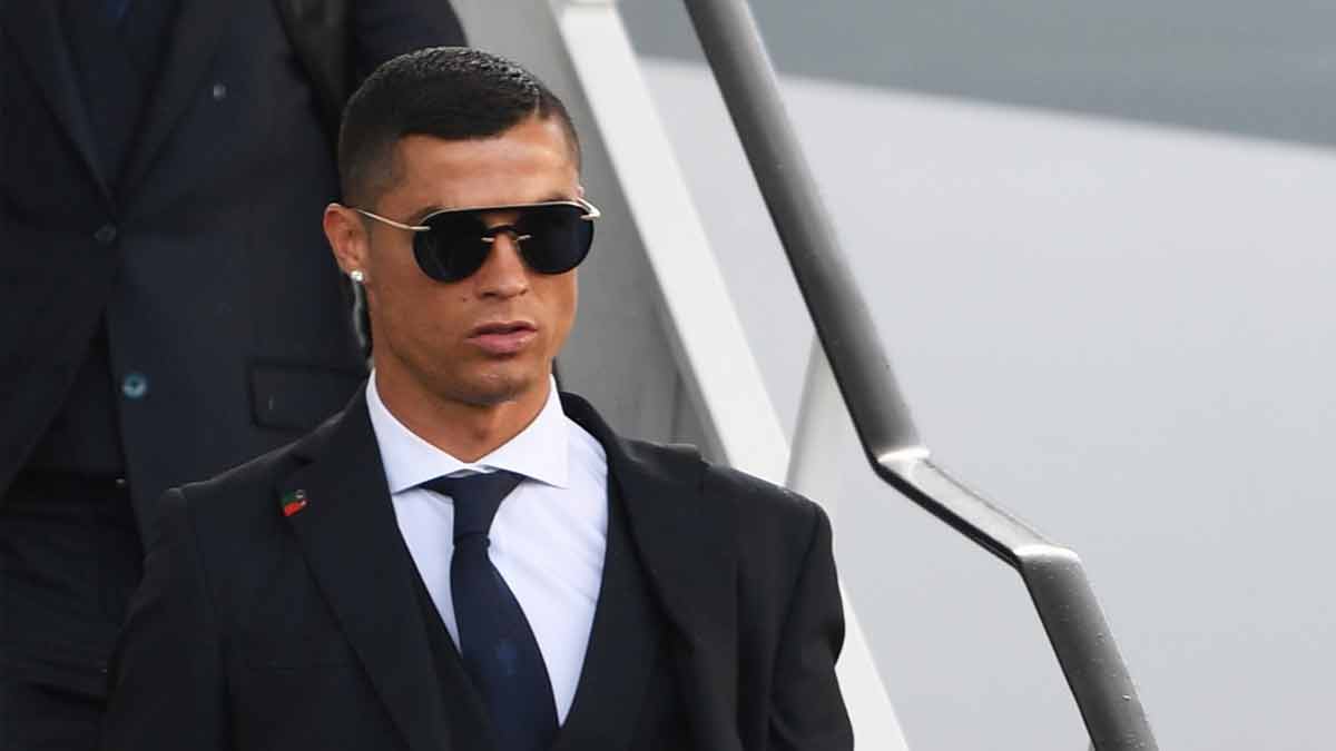 Cristiano Ronaldo  cet étrange accord qu’il a fait signer à ses employés de maison