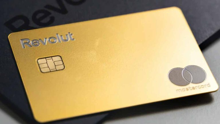 ALERTE Info Ultra, la nouvelle carte bancaire haut de gamme de Revolut qui coûte un bras