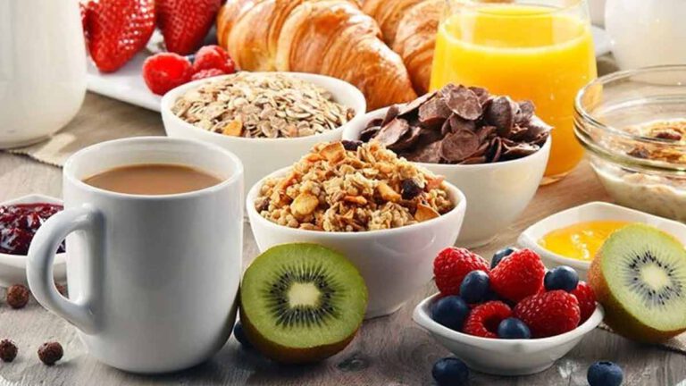 ATTENTION Ces 4 aliments du petit-déjeuner sont les pires pour la santé cardiovasculaire selon les cardiologues