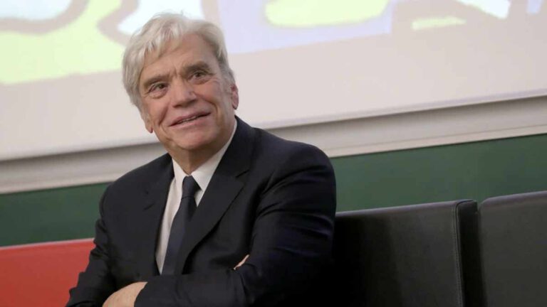 Bernard Tapie sa veuve fait une surprenante révélation « Il doit être atteint d’une malédiction »