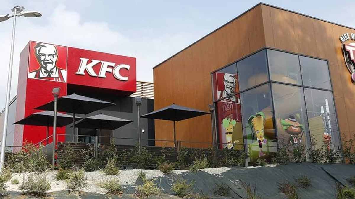 KFC : Une cliente a fait une terrible découverte dans son Bucket, la Toile sous le choc !