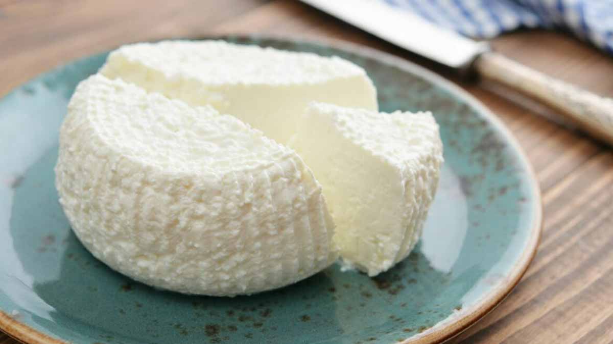 Ricotta maison facile, savoureuse et pas chère, un super chef italien révèle la recette du fromage