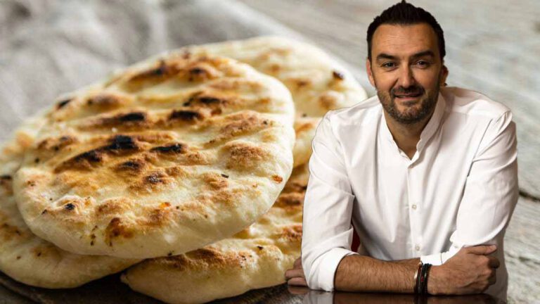 Voici comment faire du pain pita maison selon la recette simple de Cyril Lignac et épater vos invités